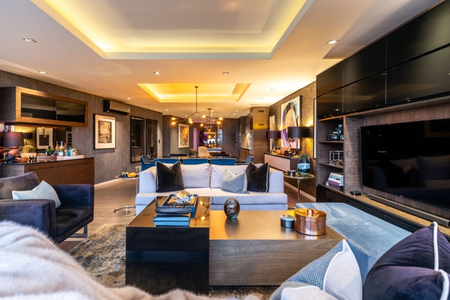 3 Bedroom Property for Sale in Green Point Western Cape